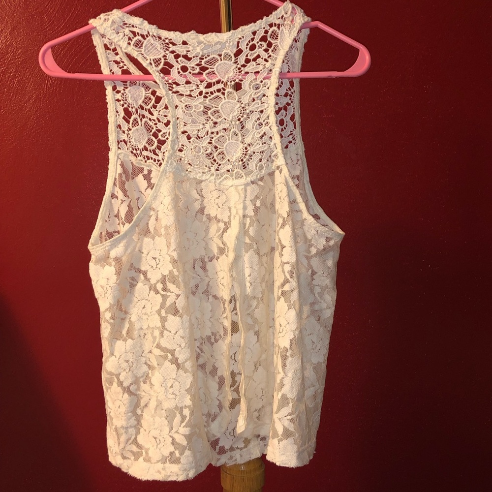 ☀️SALE!! Lace Racer Back Tank -Slit Back A&F - Picture 2 of 7